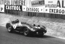 [thumbnail of 1957 le mans 24hr - mike hawthorn (ferrari 335s).jpg]